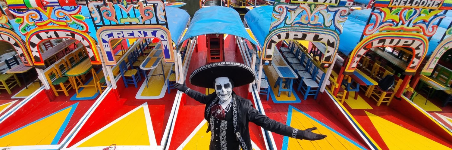 El Charro González's banner