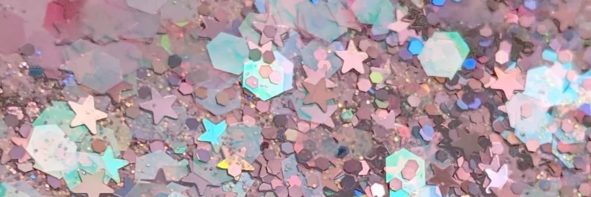 lara ⚢₊˚⊹♡'s banner