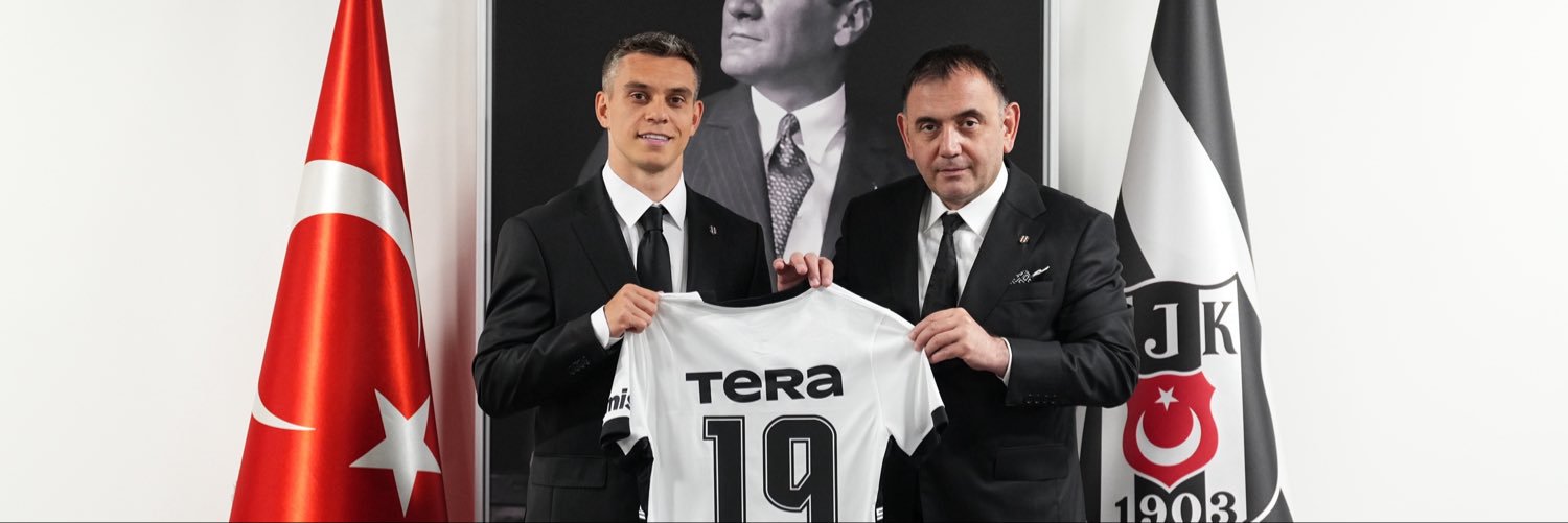 Leandro Trossard's banner