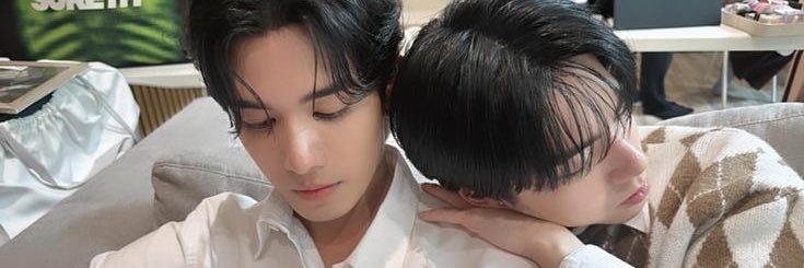 vivi☁️🍊| 30 days of us's banner