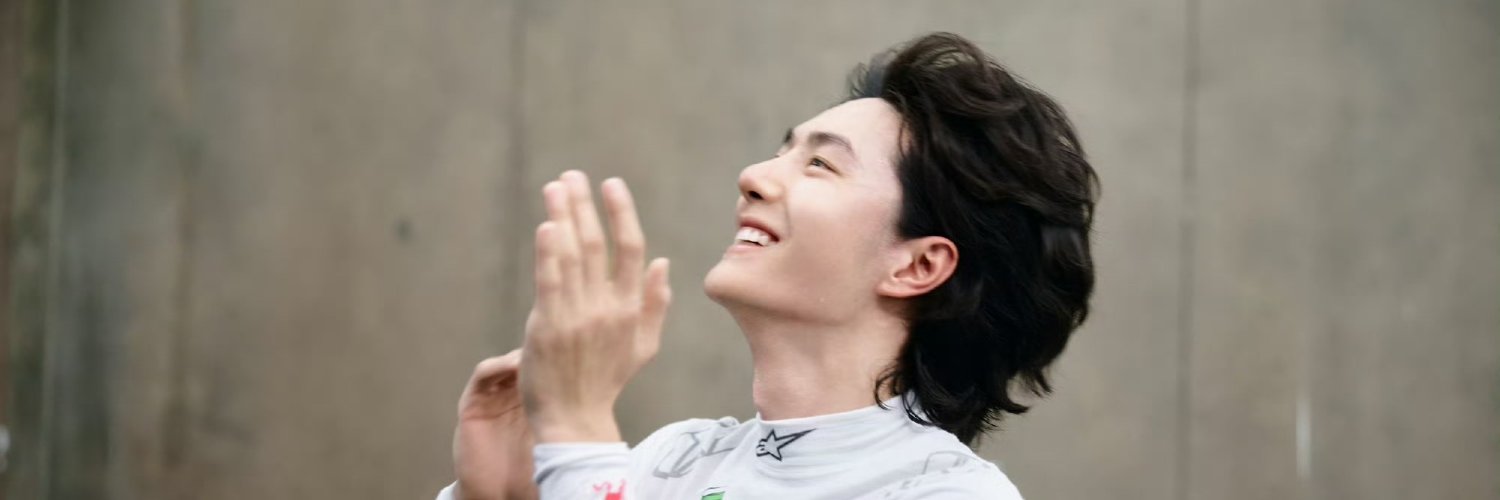 Wang Yibo • 王一博 • WYB 💚 Rose's banner