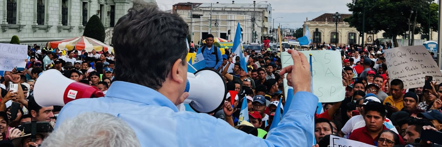 Carlos Pineda's banner