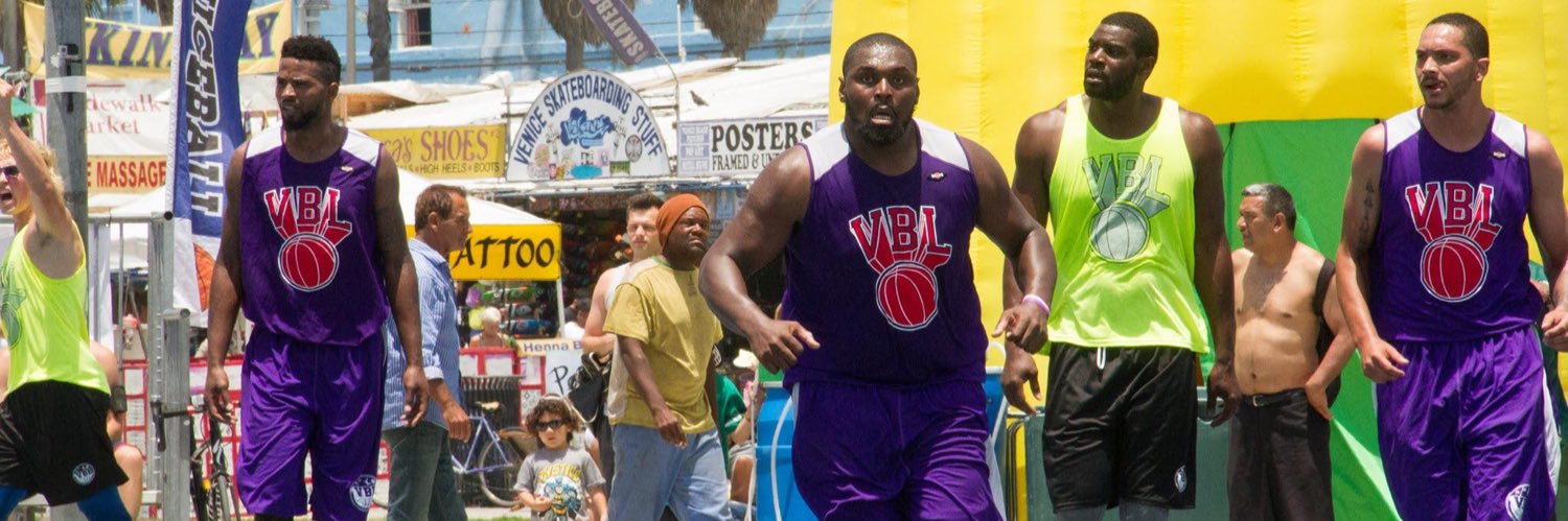Daniel Artest's banner