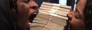 tee's banner