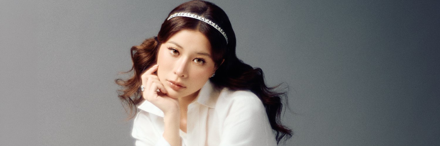 Harper's BAZAAR Singapore's banner