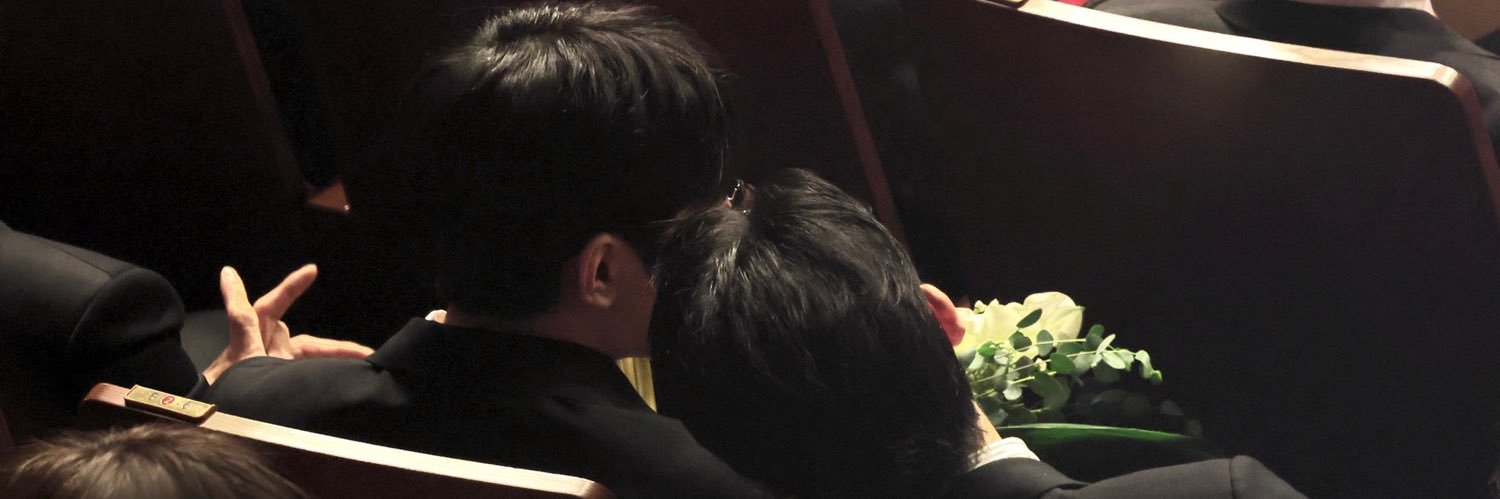 nad⁷ 🐾 is busy// short mia's banner