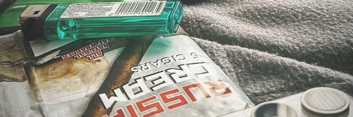 ᴍᴇᴇᴋ's banner