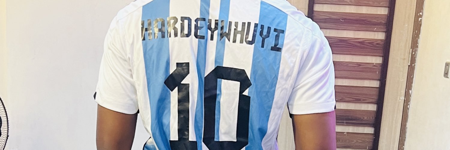 Adewuyi 💙❤️'s banner
