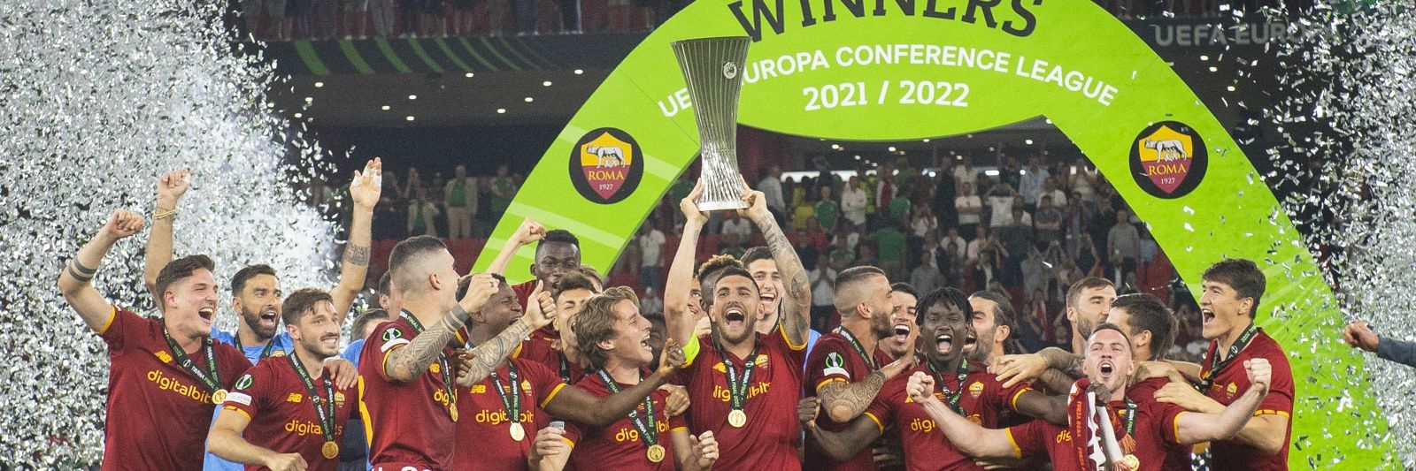 Central AS Roma's banner