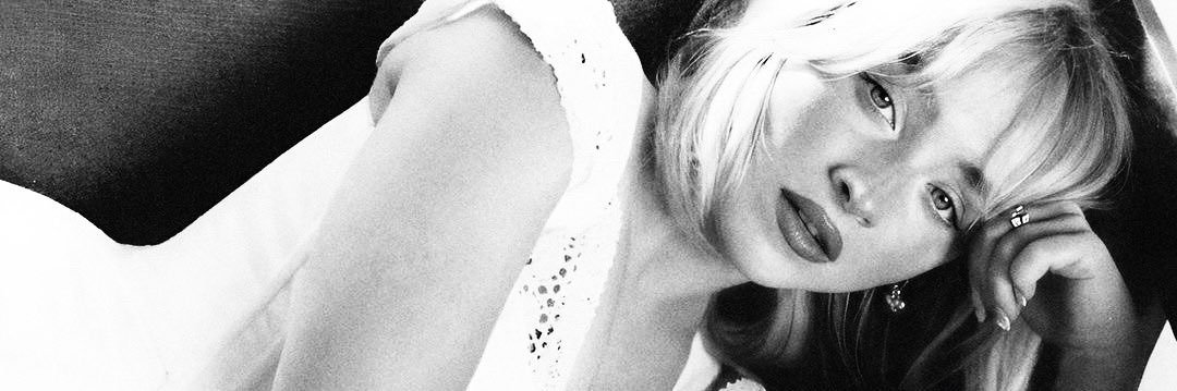 ⱼ's banner