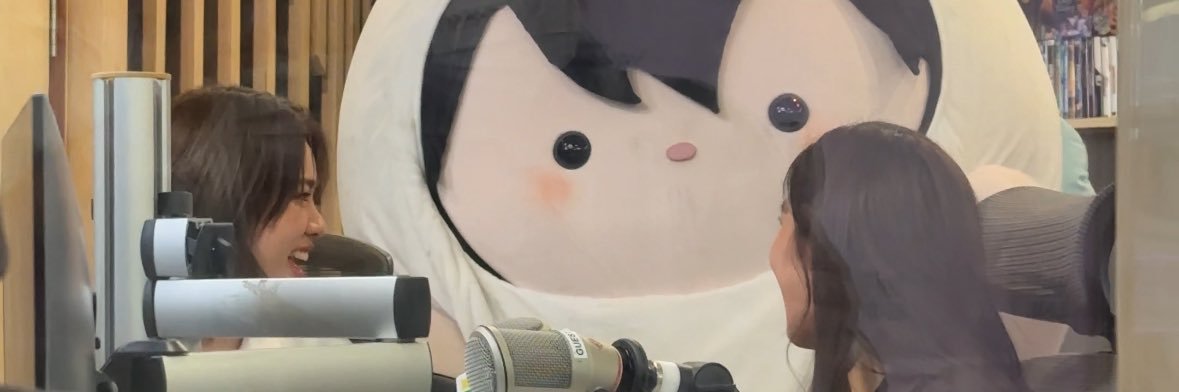 :3's banner