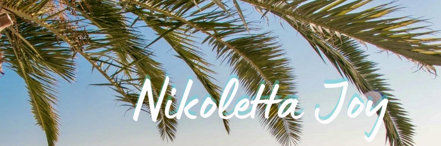 Nikoletta 🦋's banner