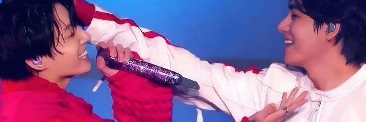 ៹Tk Aus ≮'s banner