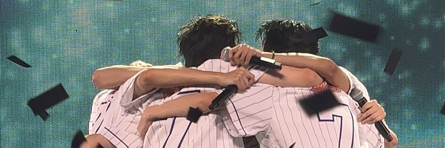 พอจอ °₊·♡'s banner