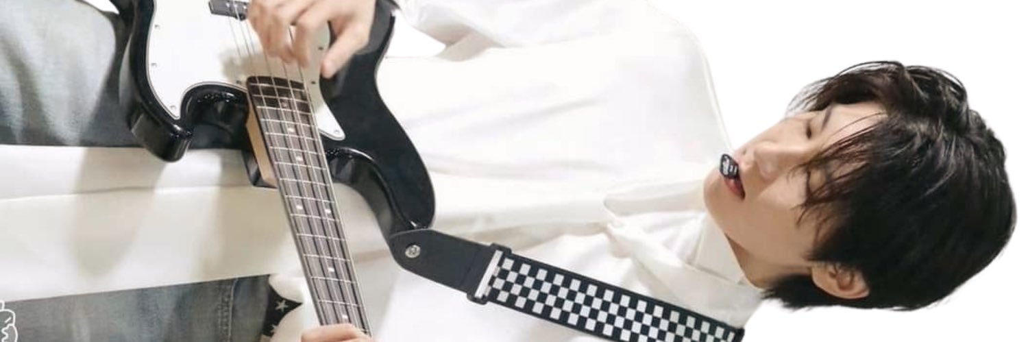 ★'s banner
