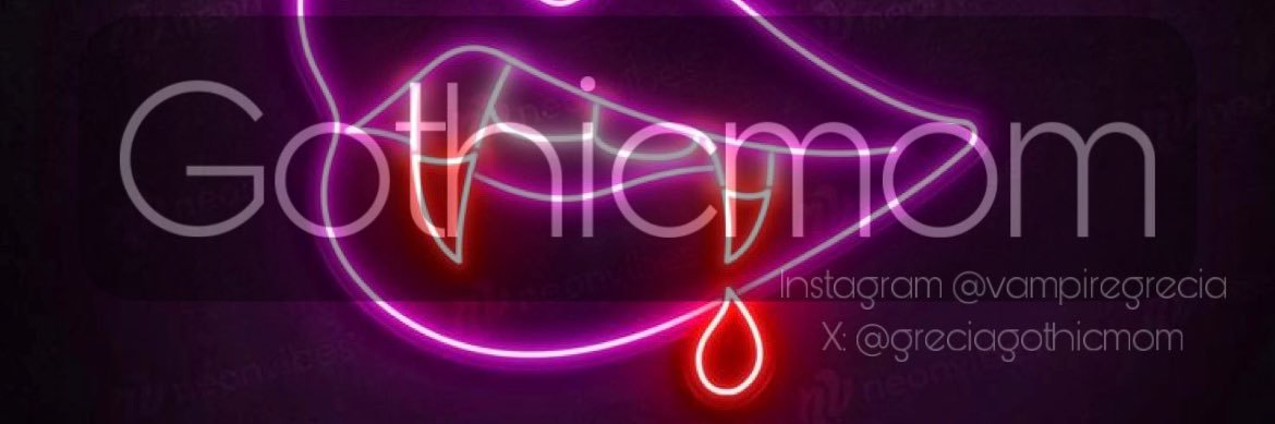 🖤🩸Gothicmom🩸🖤's banner
