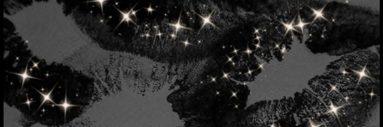 ella👑's banner