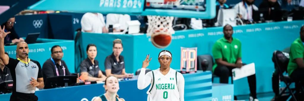 UCHE 🏀🇳🇬's banner