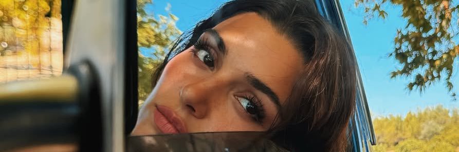 𝐻𝑒𝓁𝒾𝓃's banner