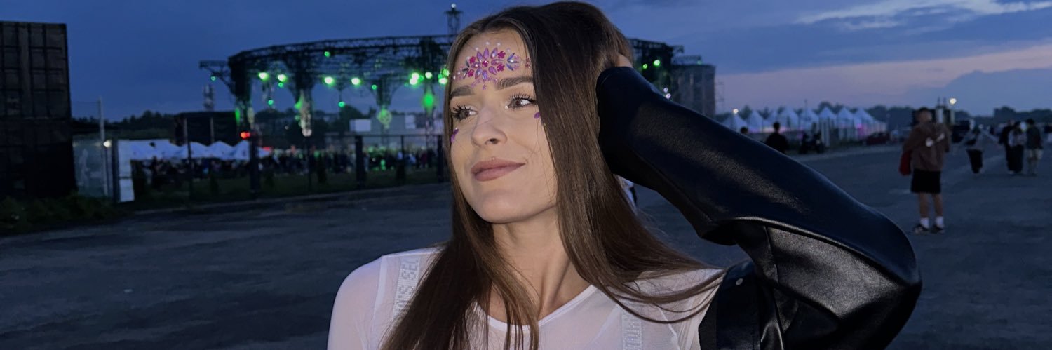 Wiktoria Jaroniewska's banner