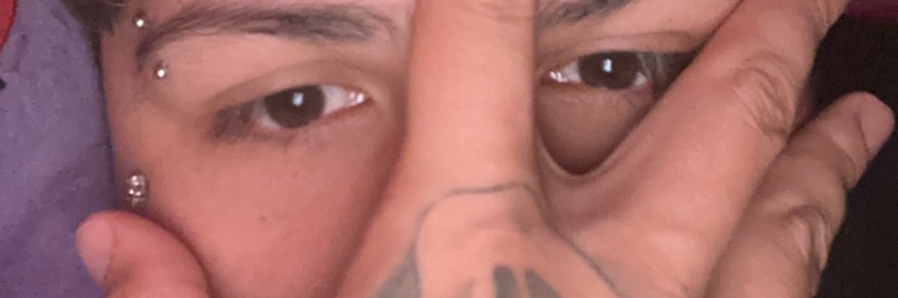 ๖ۣۣۜJ𝑜𝒽𝓃𝓎’𝓈𝓅𝓁𝒶𝓎𝓇𝑜𝑜𝓂ꨄ™'s banner