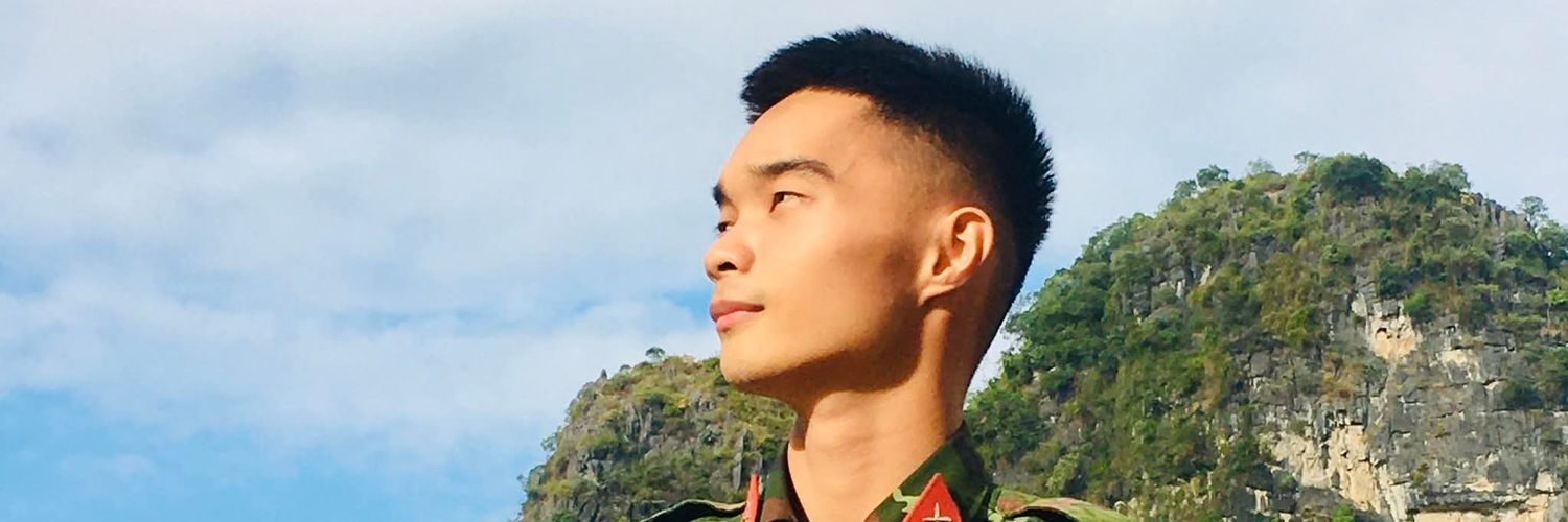 Văn Thắng's banner