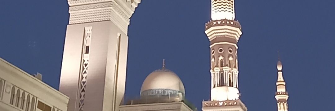 لُوشي's banner