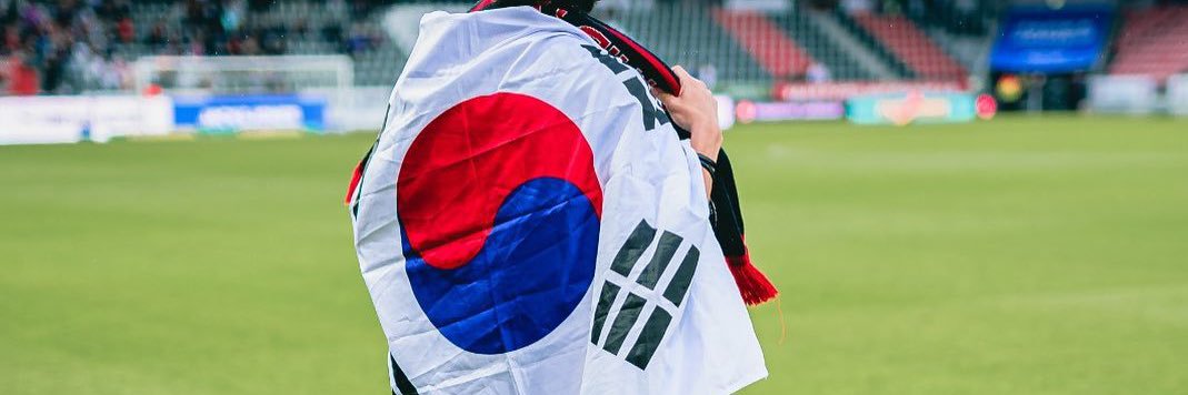 98's banner