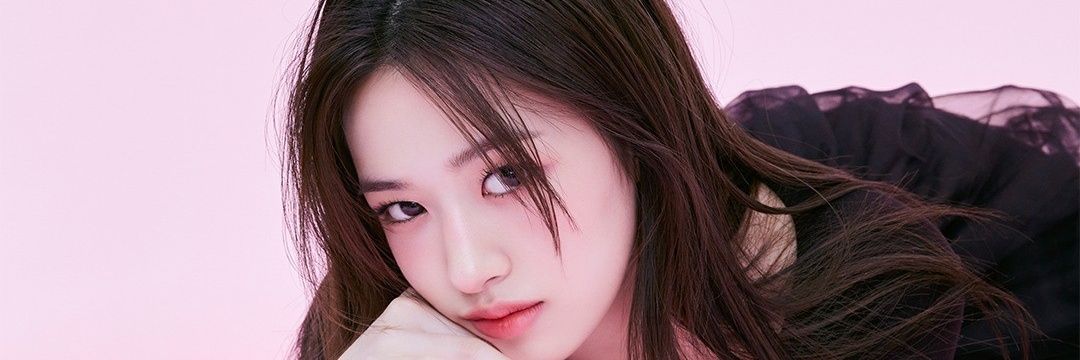 an yujin pics's banner