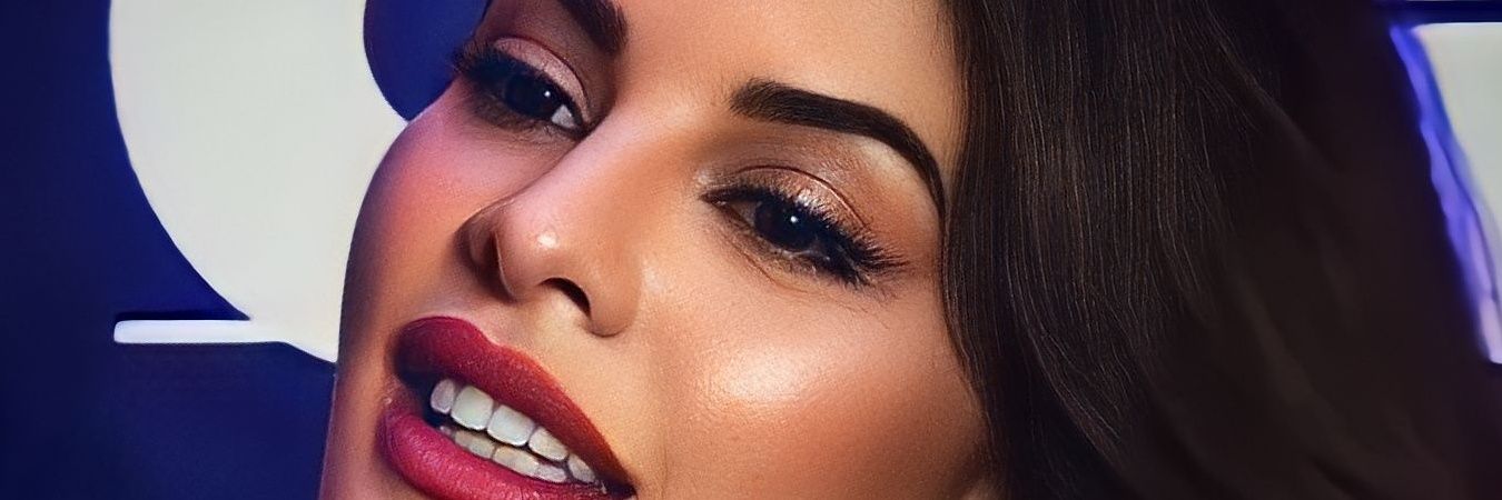 Hot actress 😍's banner