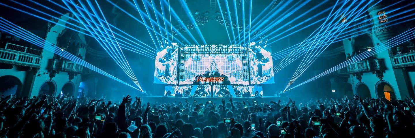 Deadbeats ☠️'s banner