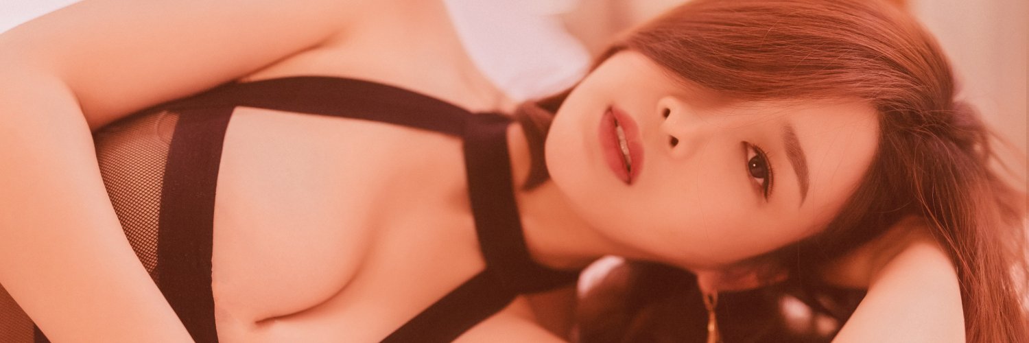闫盼盼ò's banner