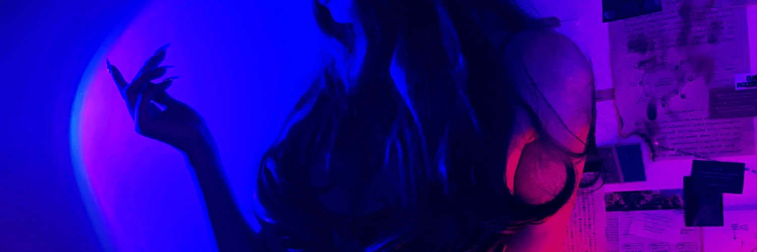 𝕸𝖎𝖘𝖙𝖗𝖊𝖘𝖘 𝕬𝖓𝖓 ⛓ 安女王's banner