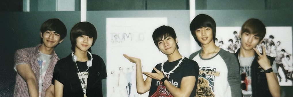 puppy minho president's banner