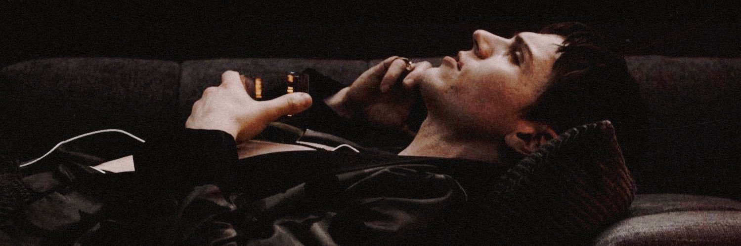 lauren ४'s banner
