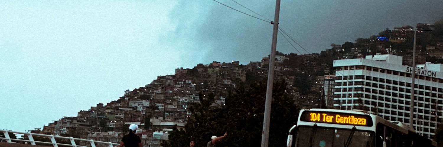 C4UÊ's banner