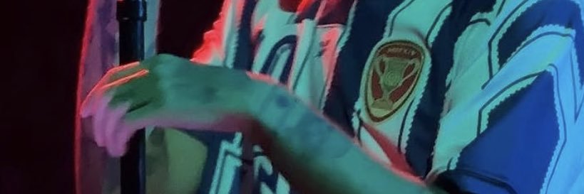 t ²⁸'s banner
