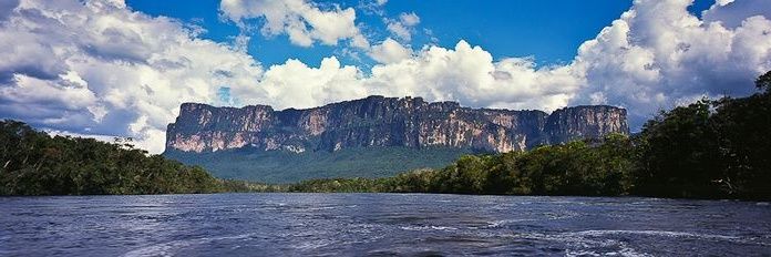 ηια🇻🇪's banner