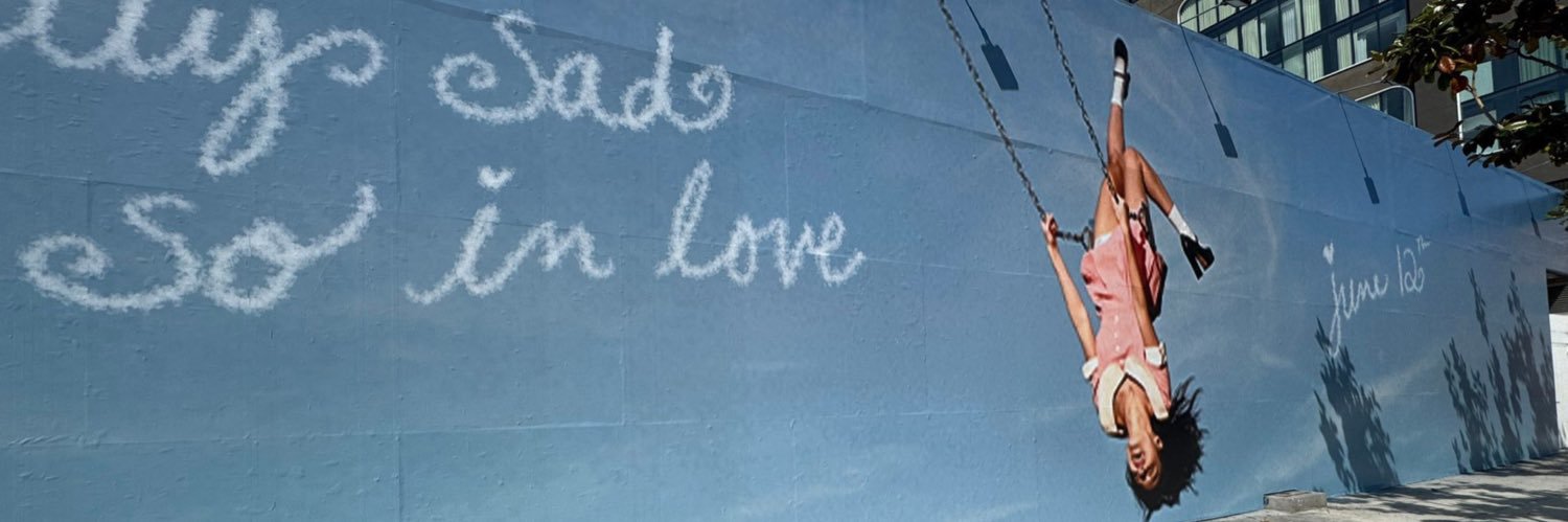 ari's banner