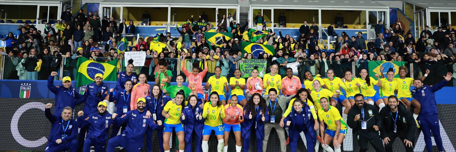 Seleção Feminina de Futebol's banner