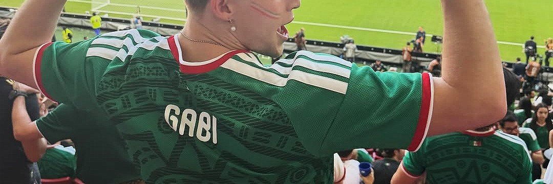 dani 🇲🇽's banner