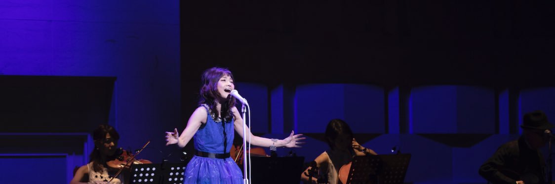 石川ひとみ's banner