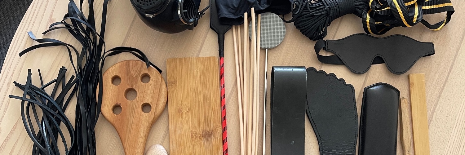 Dom ballbusting's banner