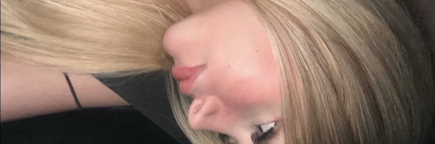 kaarolzx's banner