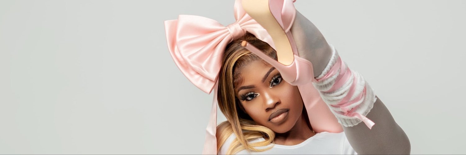 𝐂𝐡𝐲𝐧𝐚🍭🎀🫧🍦🩰💕's banner