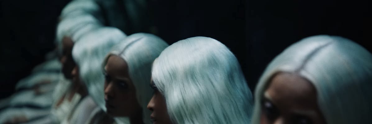 𝔁's banner