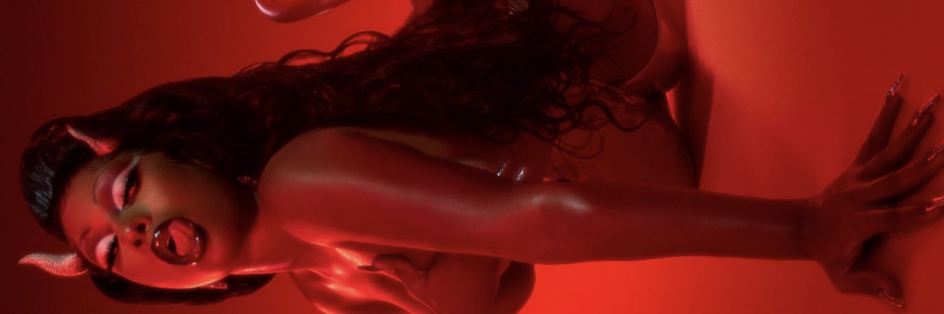 gluX thee Stallion's banner