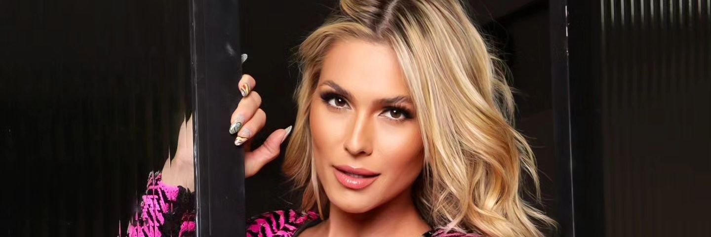 Lívia Andrade 🦉's banner