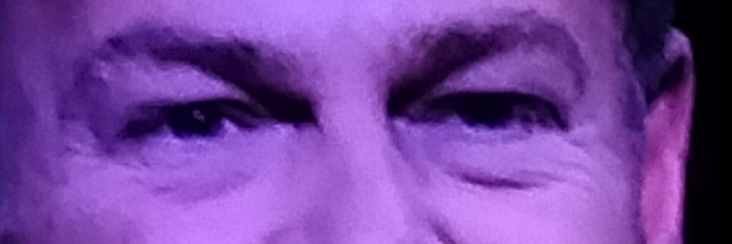 A TV Friend 📺 🍭 #FBPE Serena is back 👑4️⃣👑💙🌊's banner