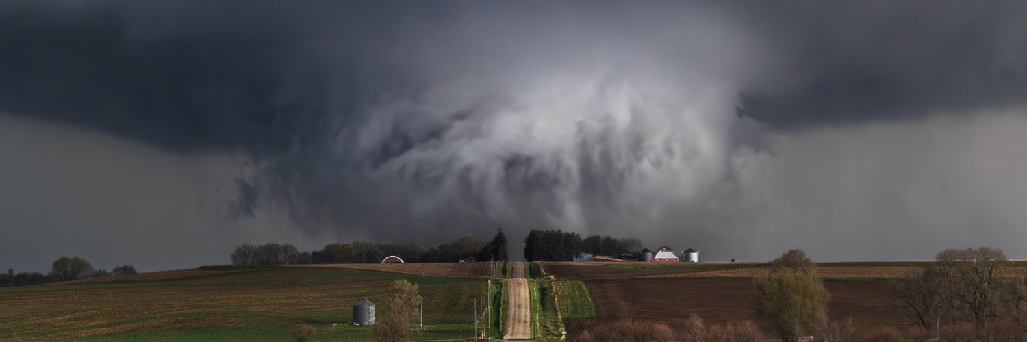 Lauren Baca 🌪️ Storm Photographer's banner